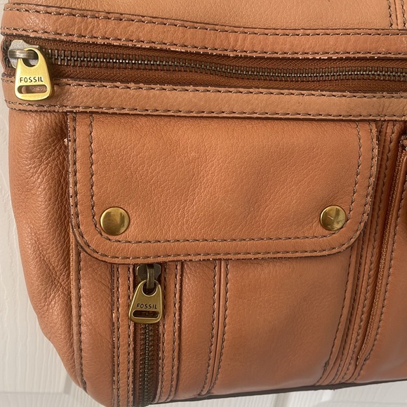Fossil Morgan leather saddle compartment bag - Picture 3 of 7